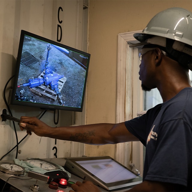 pressure-test-control-station Monitoring a hydrostatic pressure test